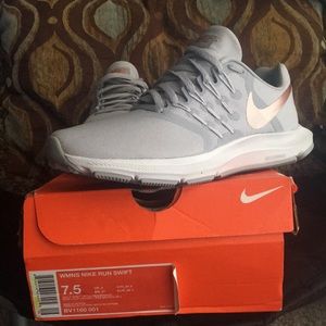 WMNS NIKE RUN SWIFT!!!perfect conditions!!!🚨🚨